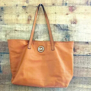 Micheal Kors Large Leather Tote